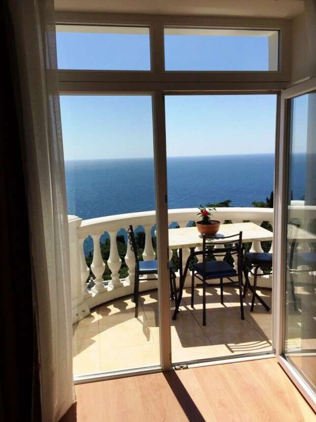 Гостевой дом Форест Алупка-98