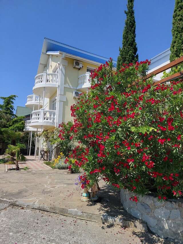 Гостевой дом Форест Алупка-85