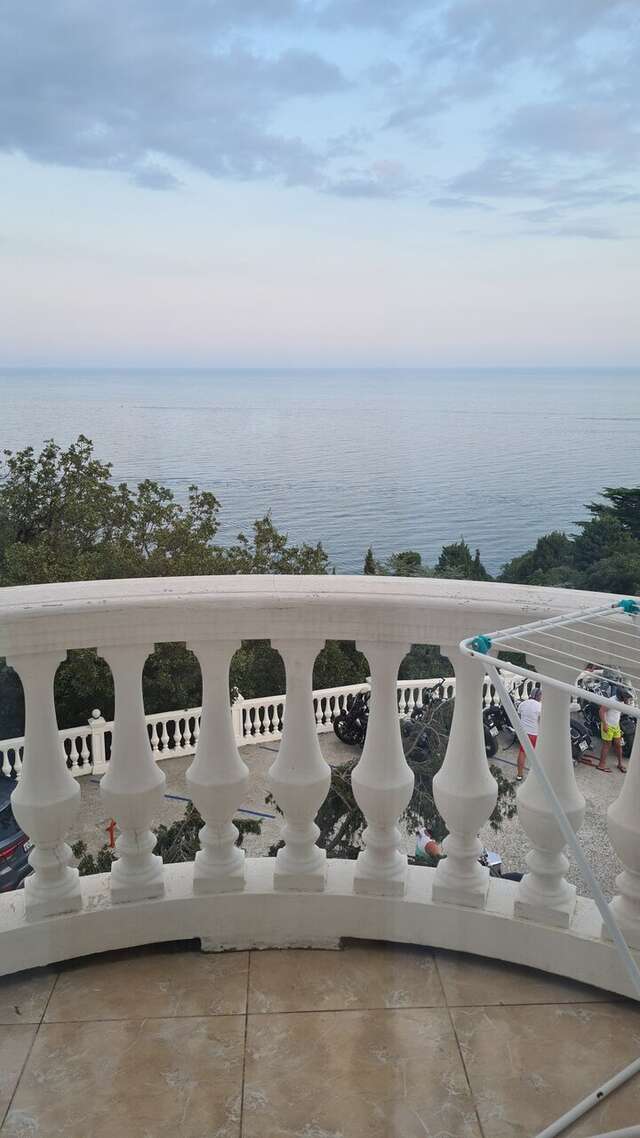 Гостевой дом Форест Алупка-109