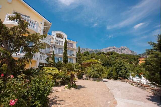 Гостевой дом Форест Алупка-43