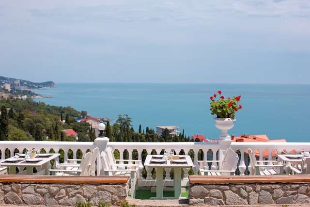 Гостевой дом Форест Алупка-60